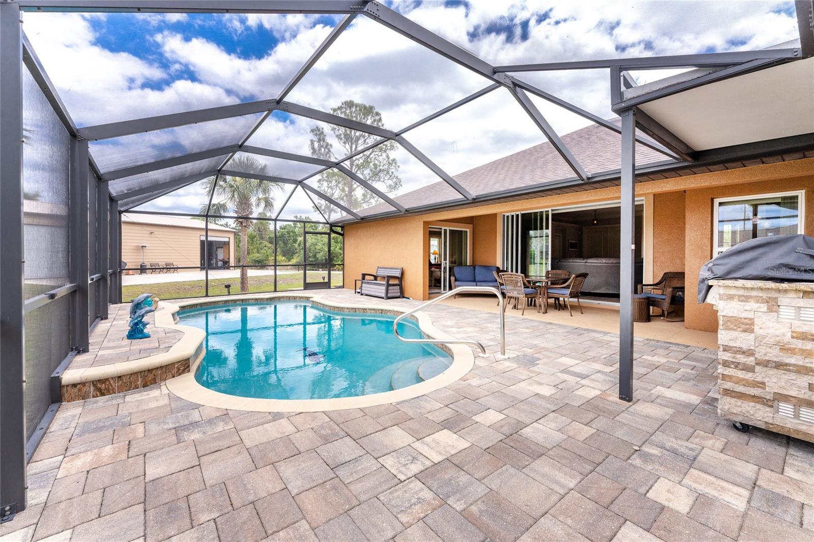Image 38 of 54 For 2089 Mauve Terrace