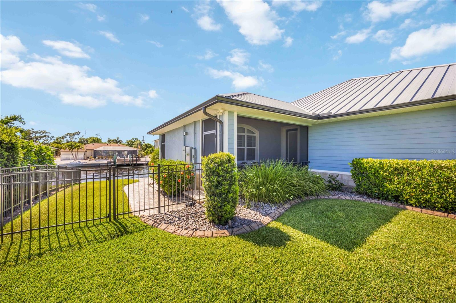 Image 53 of 92 For 4179 Spire Street