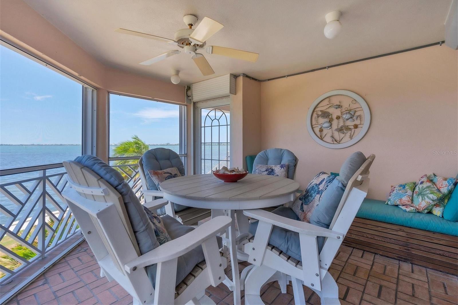 Image 4 of 22 For 11000 Placida Road 101