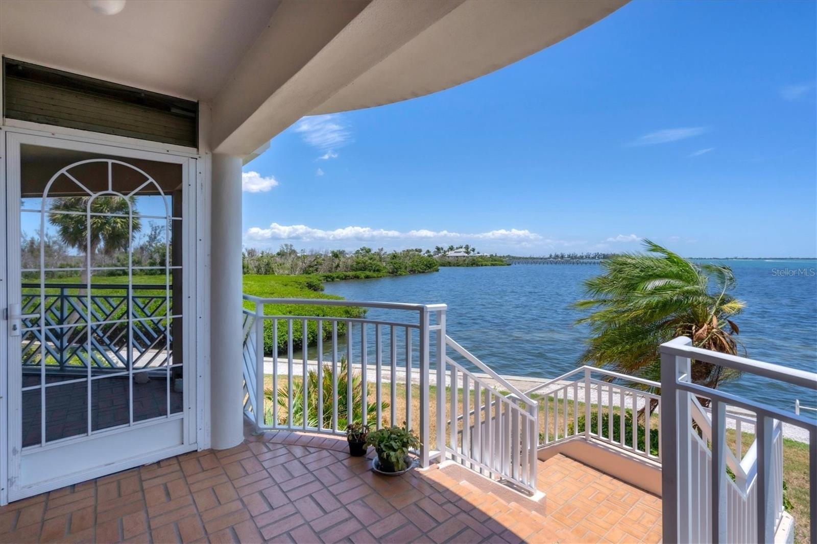 Image 5 of 22 For 11000 Placida Road 101