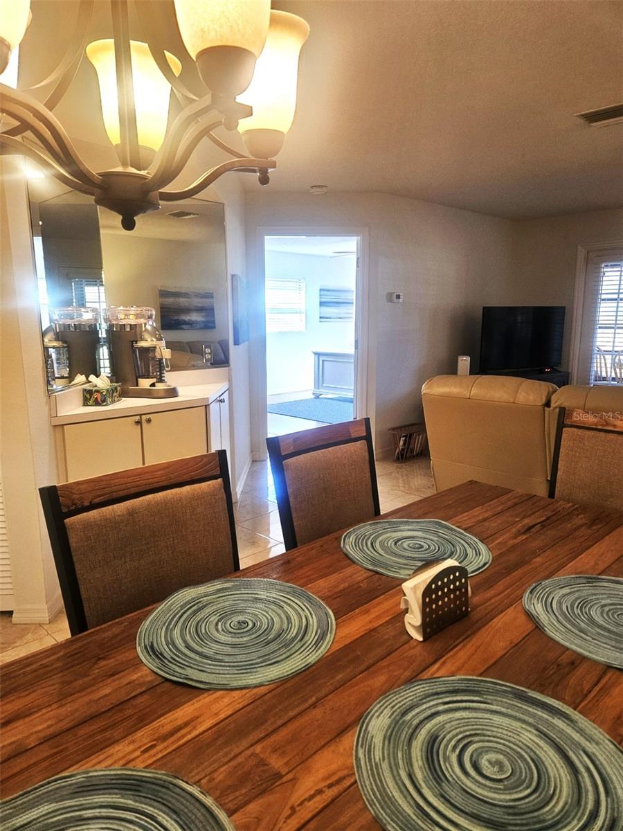 Image 11 of 43 For 307 Pine Hollow Circle 307