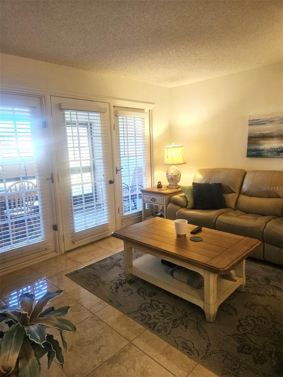 Image 15 of 43 For 307 Pine Hollow Circle 307