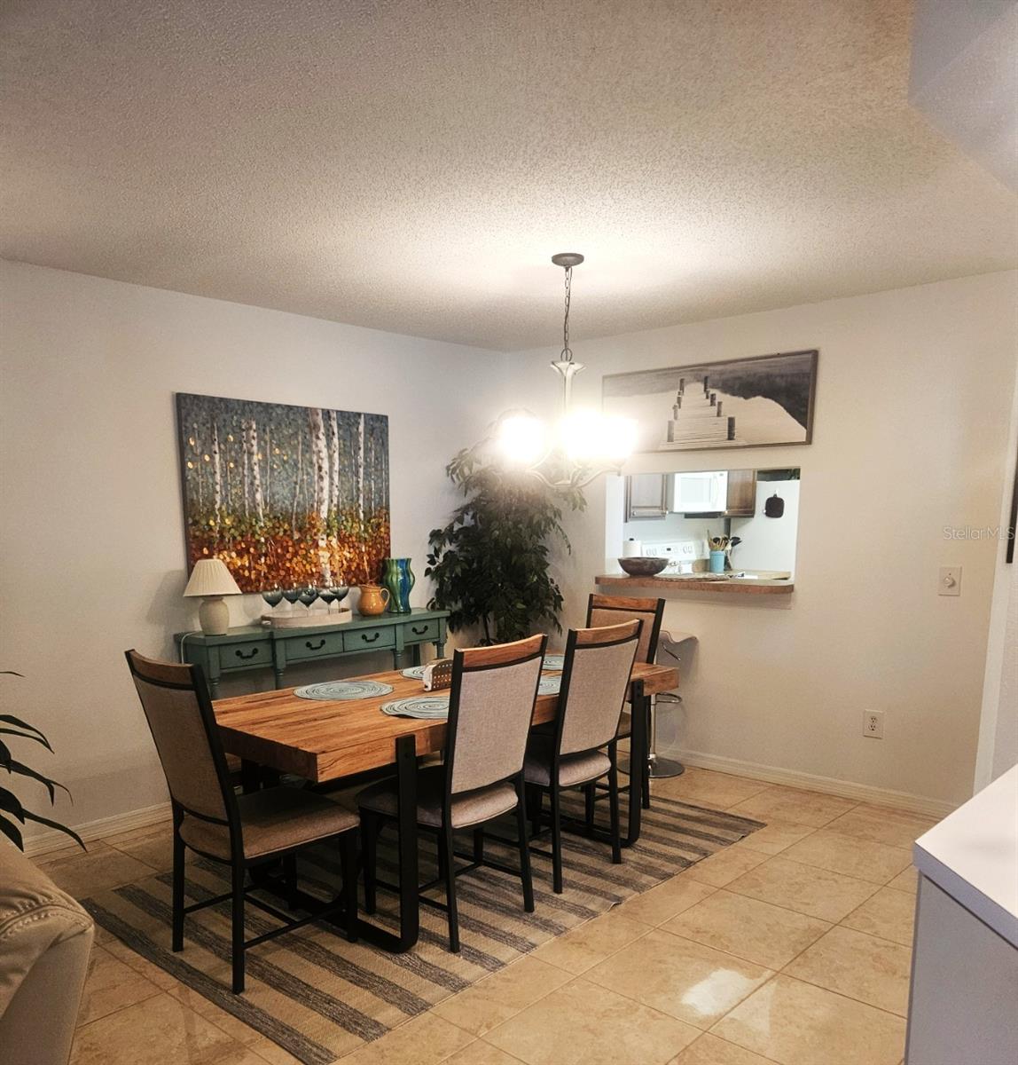 Image 17 of 43 For 307 Pine Hollow Circle 307