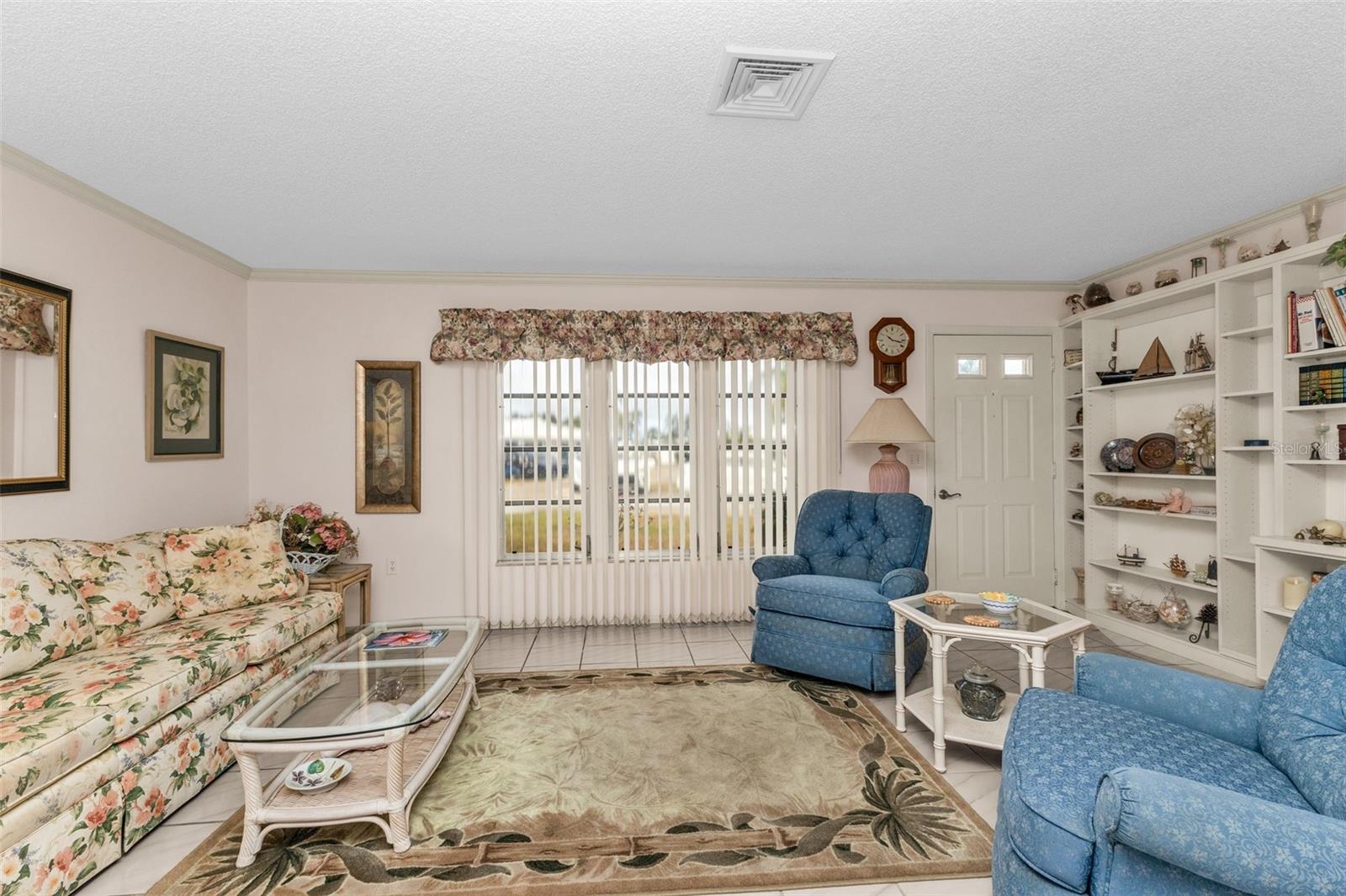 Image 10 of 34 For 546 Circlewood Drive P3-4