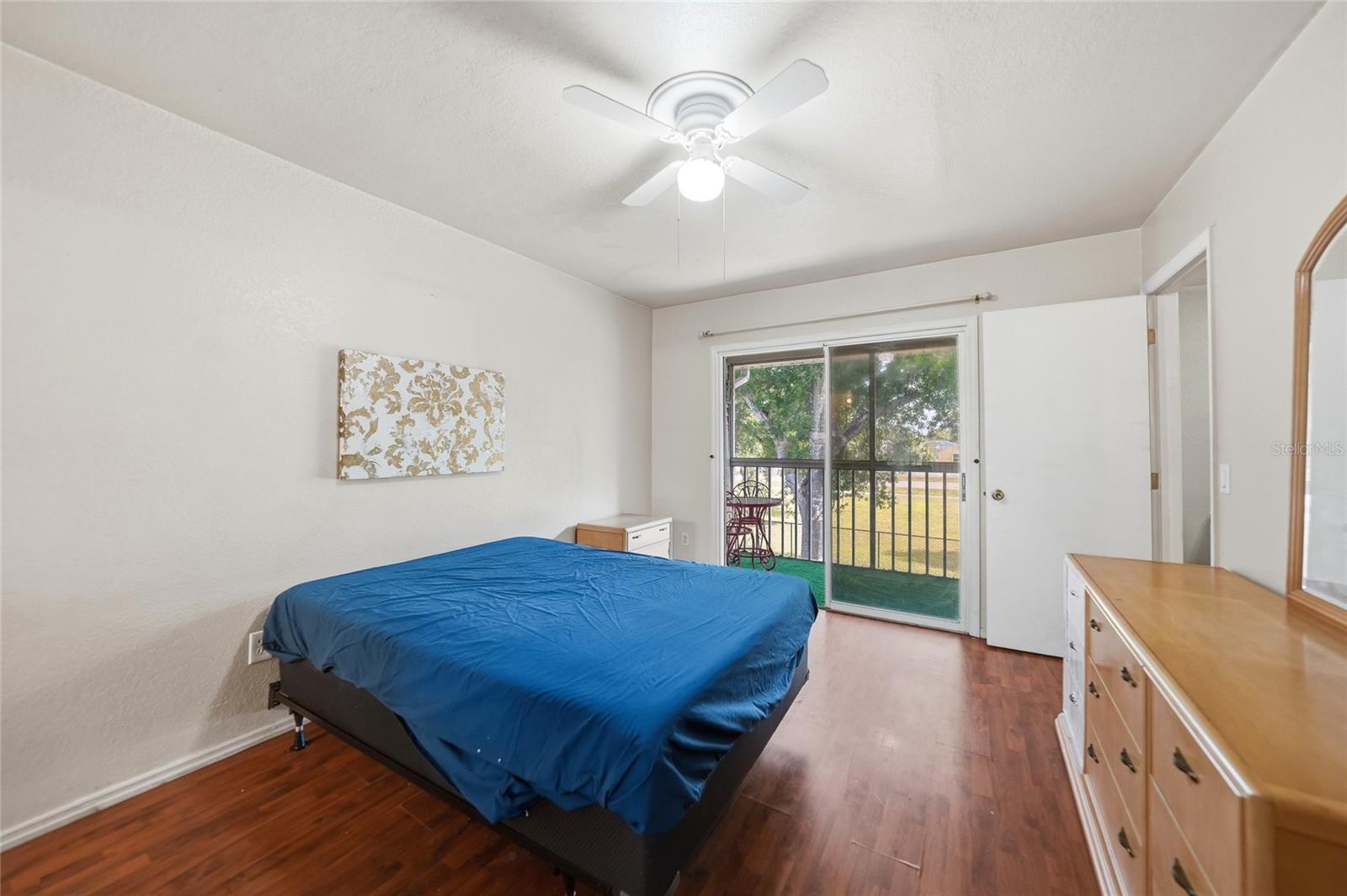 Image 15 of 34 For 1051 Forrest Nelson Boulevard 201