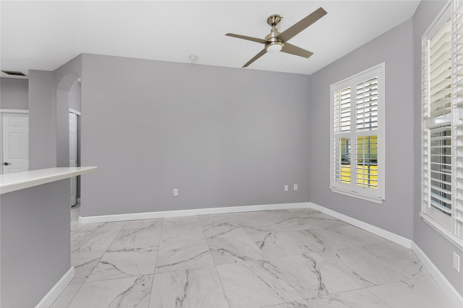 Image 13 of 50 For 29633 Niagara Court