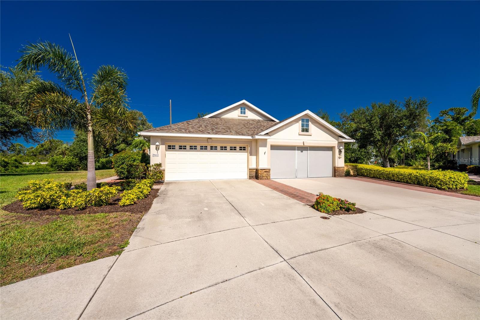 Image 38 of 50 For 29633 Niagara Court