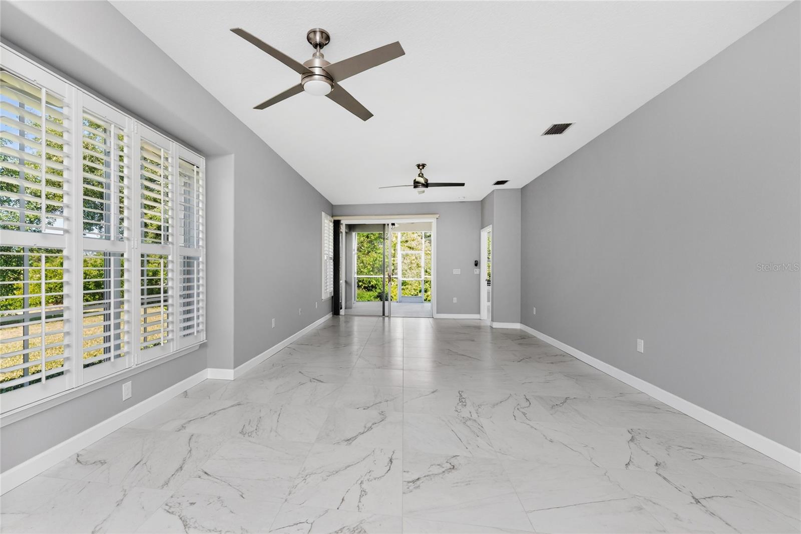 Image 8 of 50 For 29633 Niagara Court