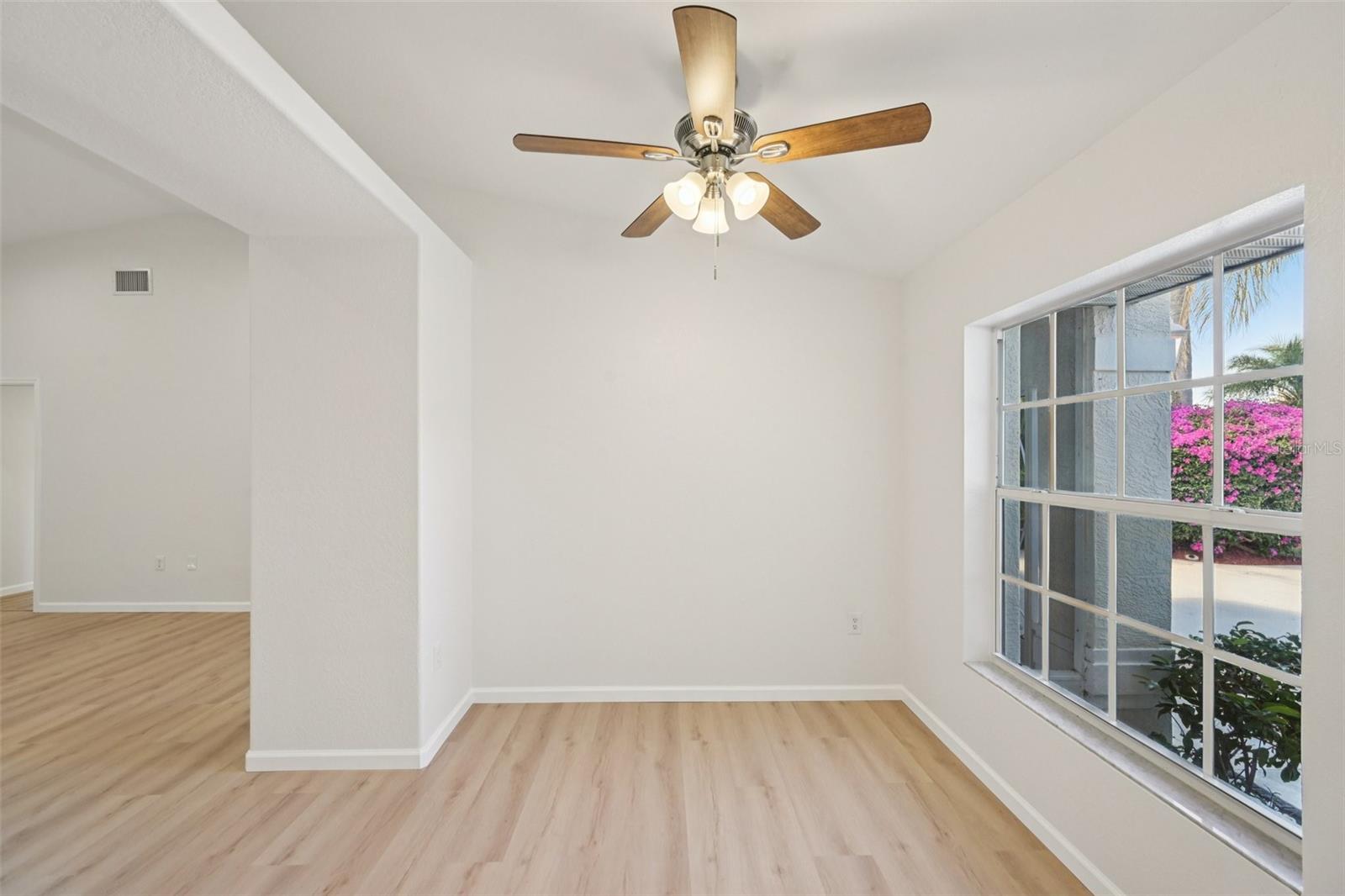 Image 18 of 63 For 8373 Pondview Lane