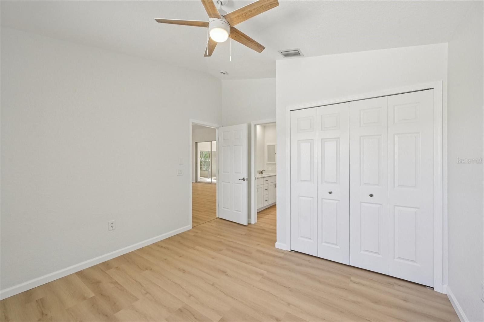 Image 21 of 63 For 8373 Pondview Lane