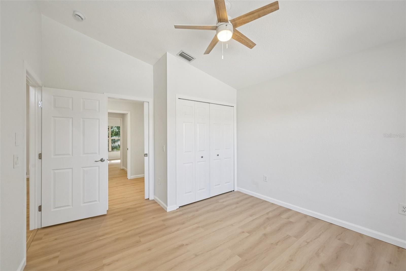 Image 22 of 63 For 8373 Pondview Lane