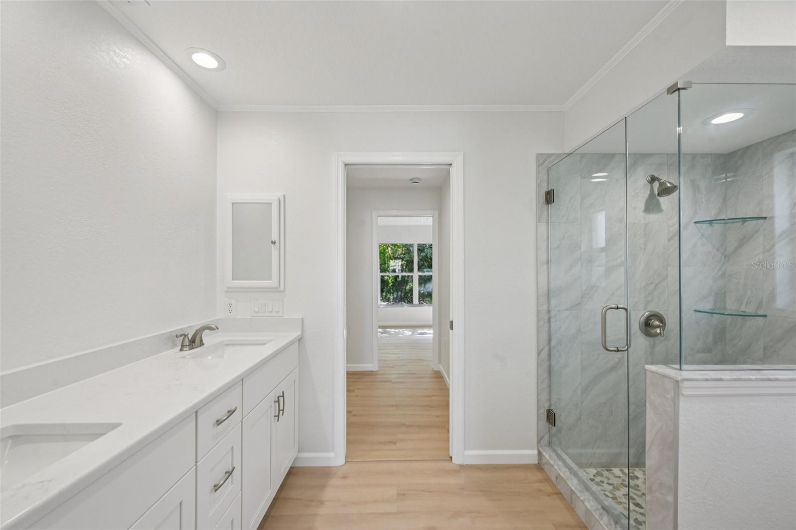 Image 23 of 63 For 8373 Pondview Lane