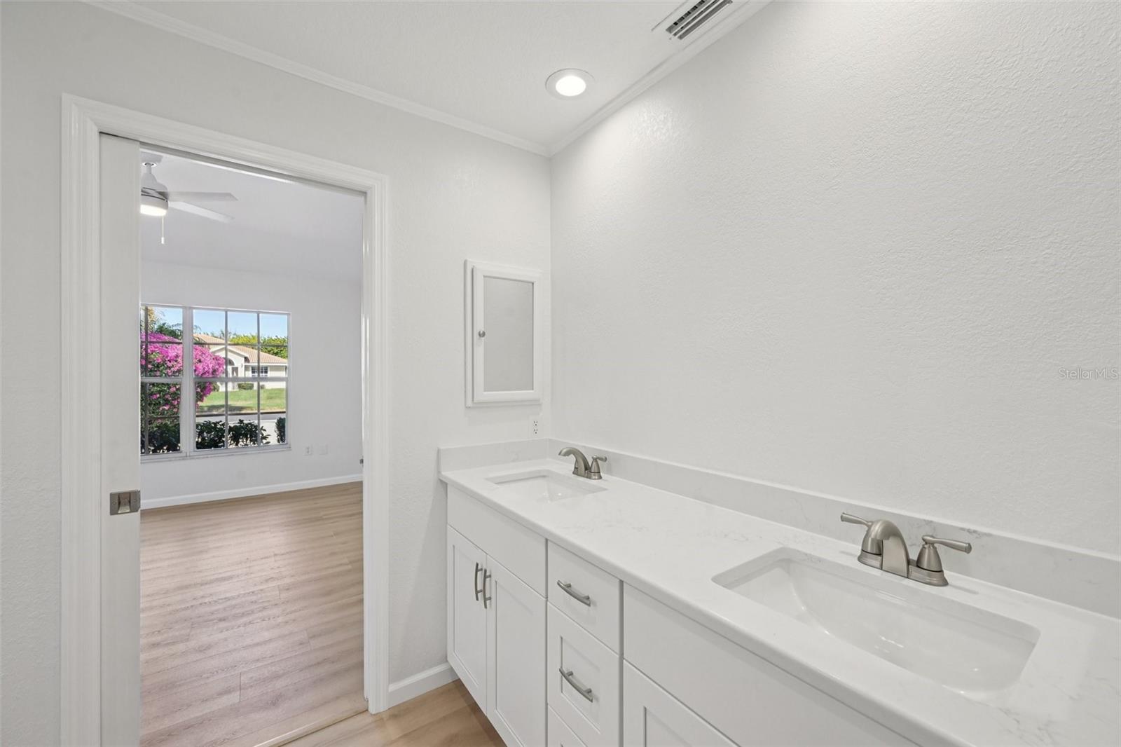 Image 25 of 63 For 8373 Pondview Lane
