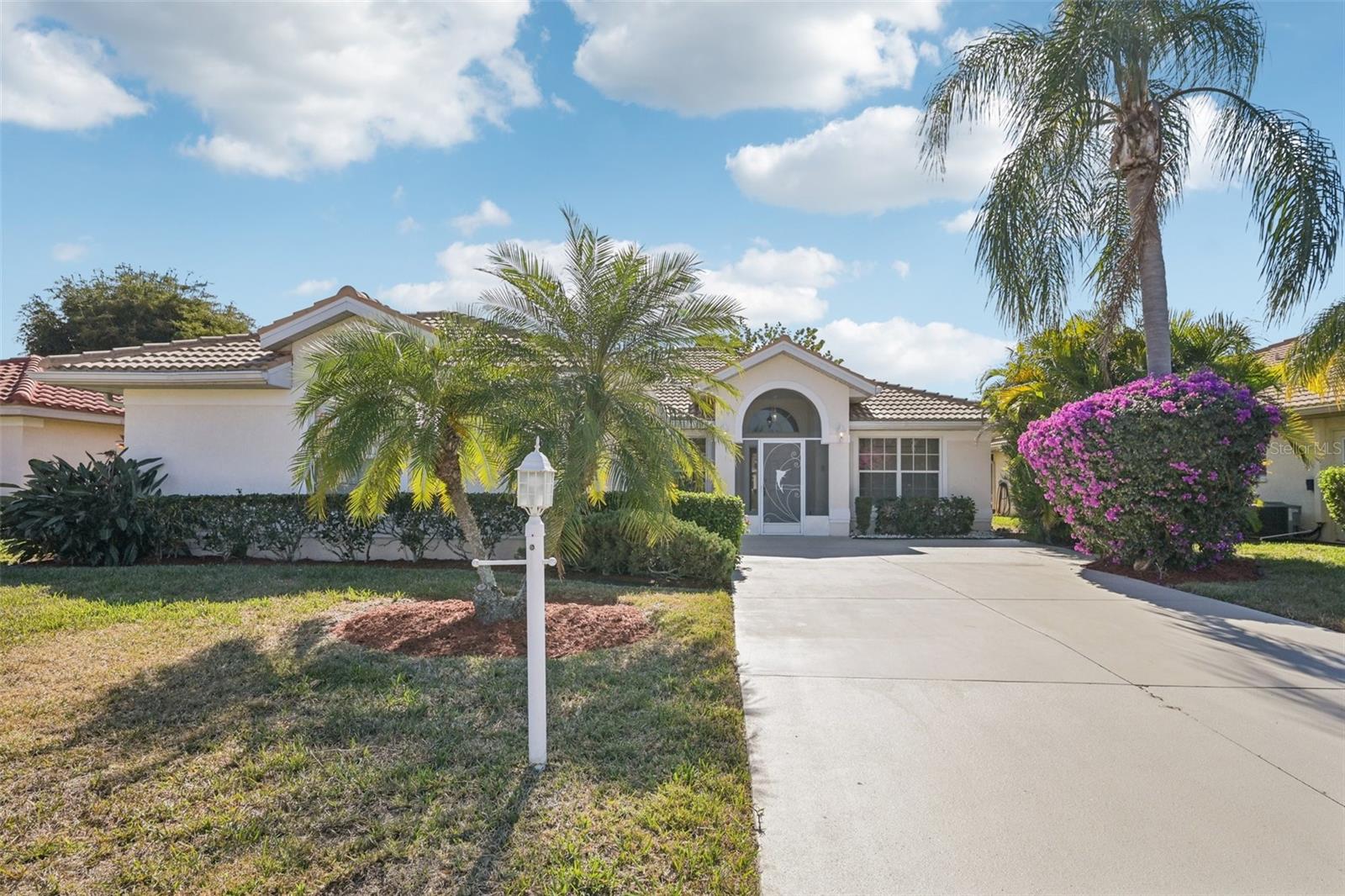 Image 3 of 63 For 8373 Pondview Lane