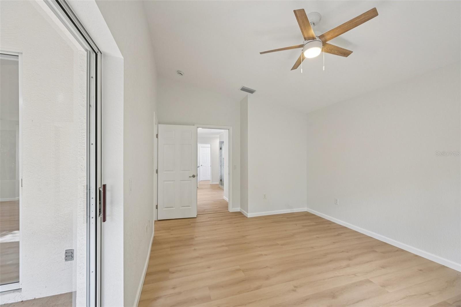 Image 32 of 63 For 8373 Pondview Lane