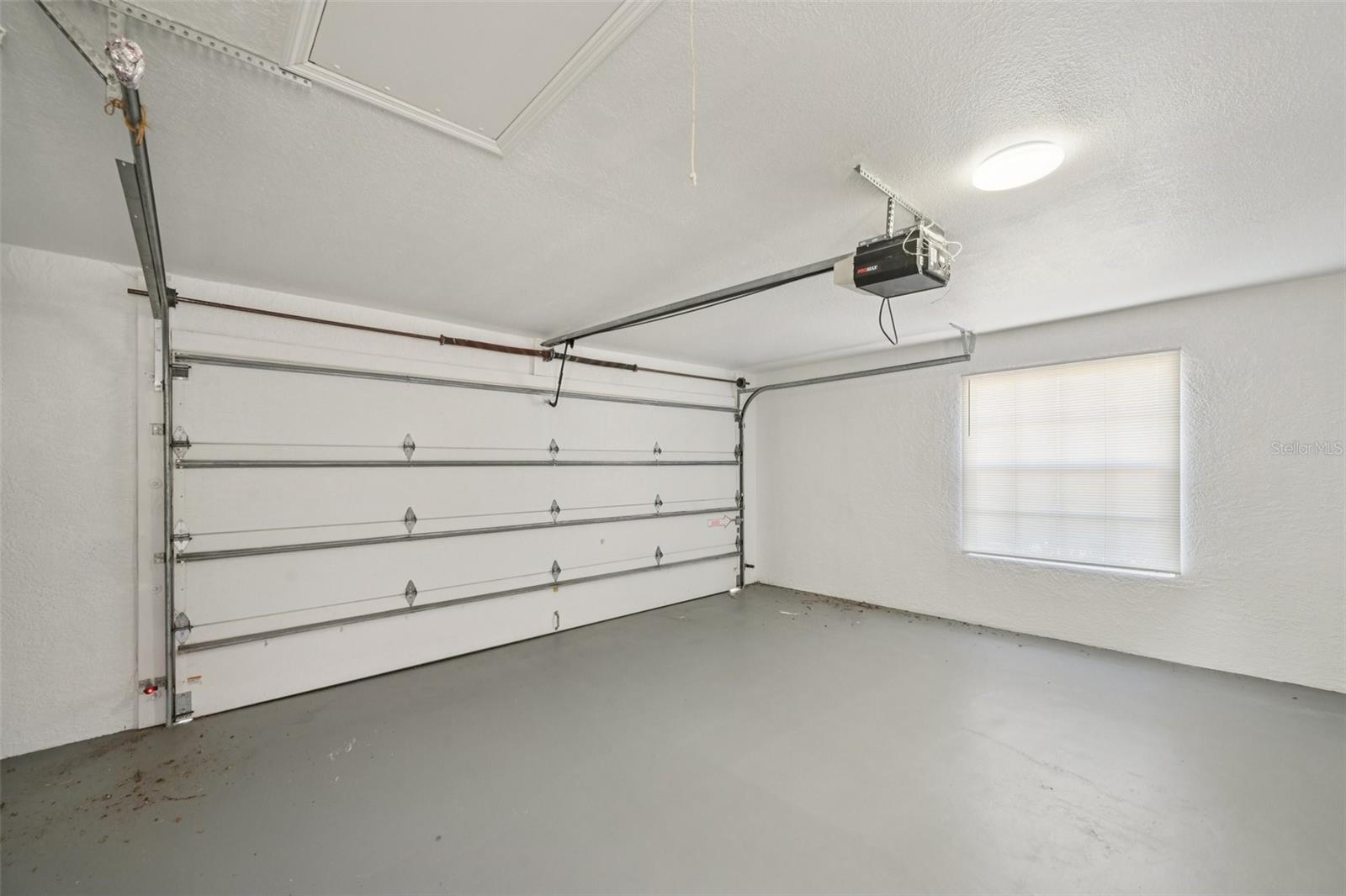 Image 41 of 63 For 8373 Pondview Lane