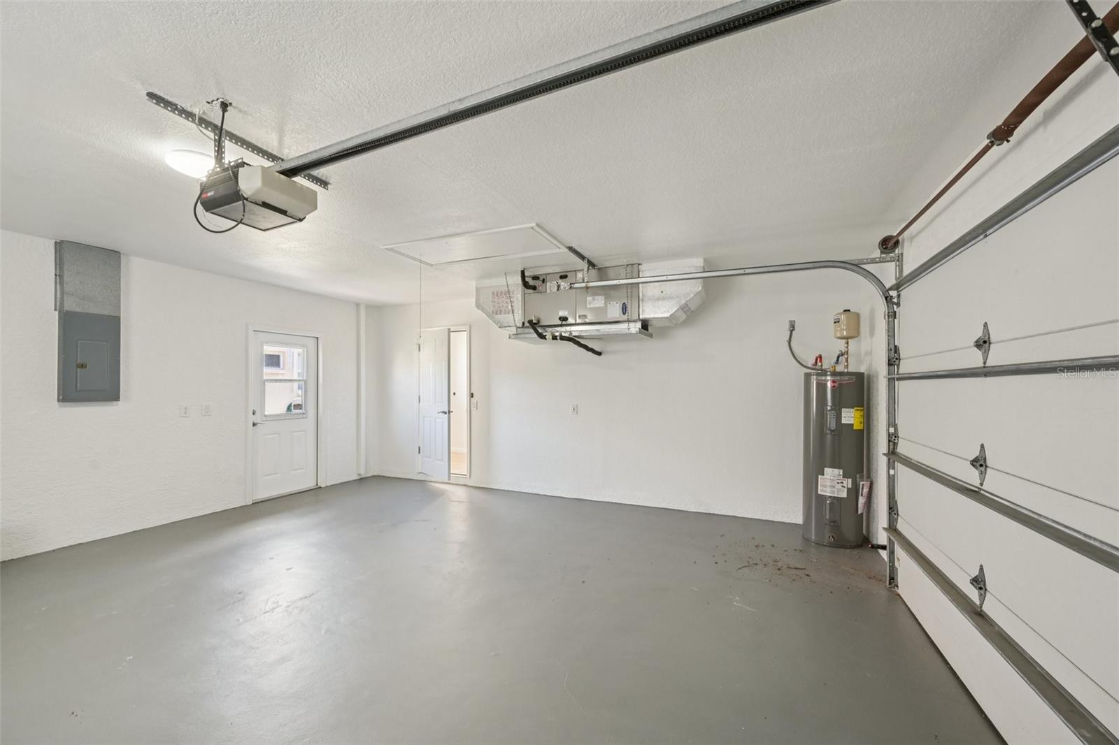 Image 42 of 63 For 8373 Pondview Lane