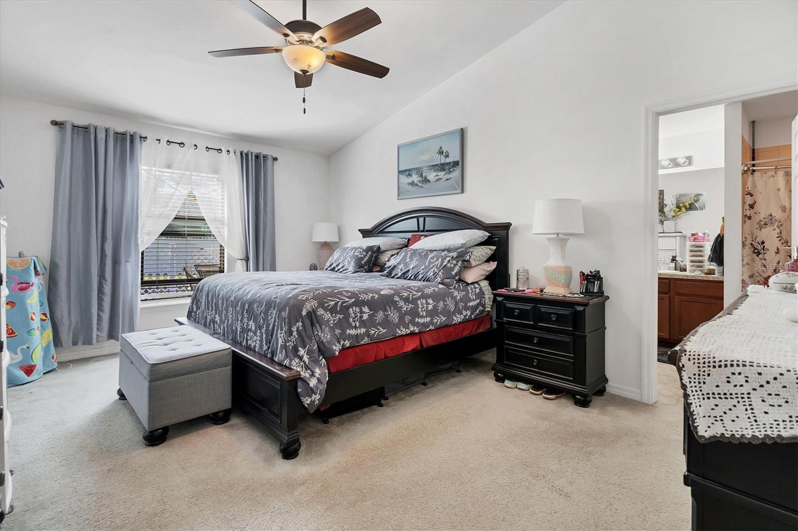 Image 13 of 36 For 1826 Trafalgar Parkway