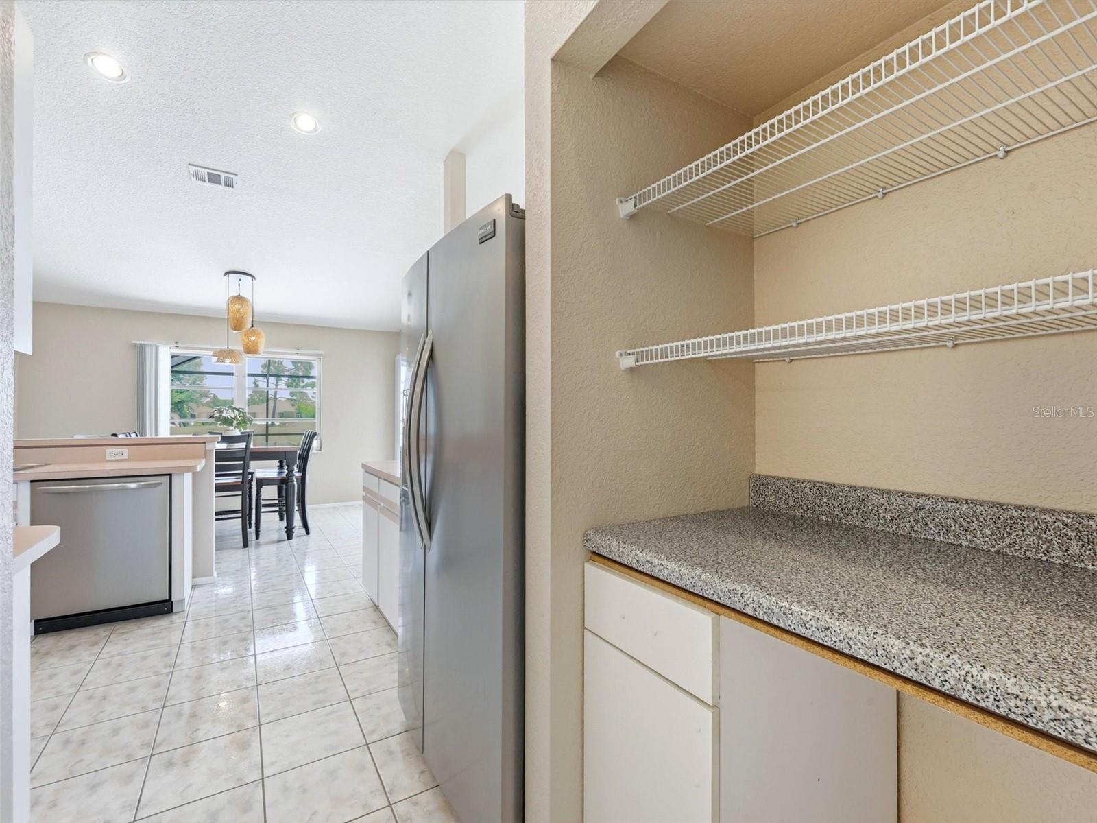 Image 16 of 50 For 713 Rotonda Circle