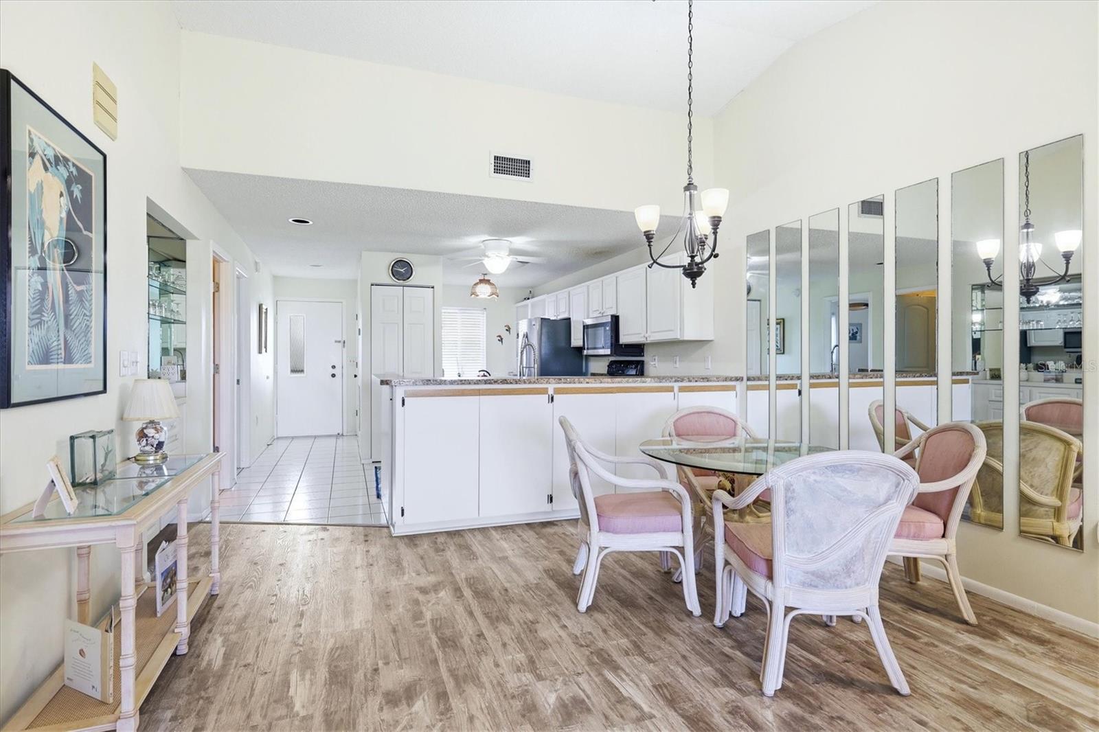Image 10 of 30 For 6800 Placida Road 208