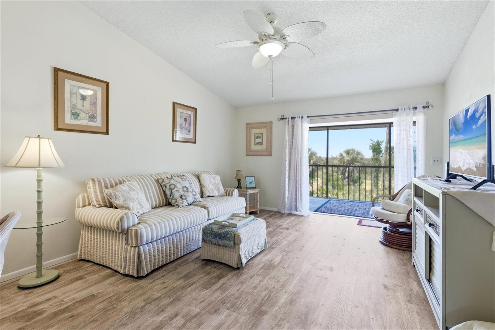 Image 8 of 30 For 6800 Placida Road 208