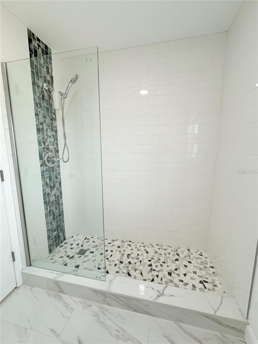 Image 10 of 22 For 1081 Humboldt Street