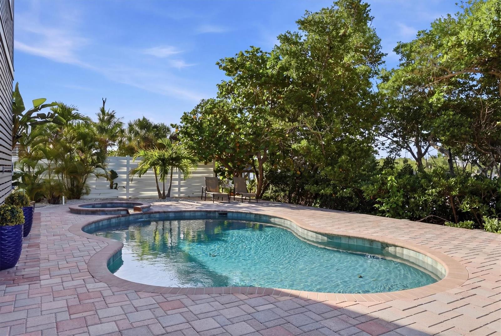 Image 41 of 52 For 81 Gulf Boulevard