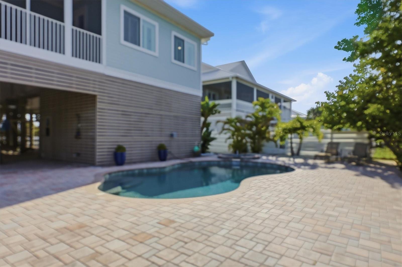 Image 43 of 52 For 81 Gulf Boulevard