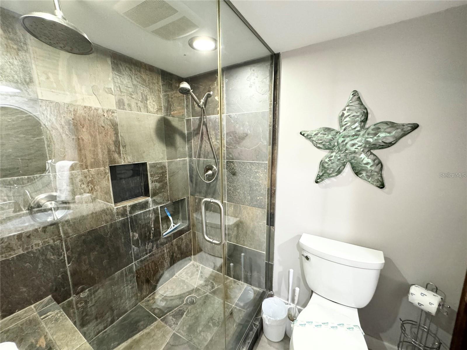 Image 8 of 16 For 1255 Tarpon Center Drive 612