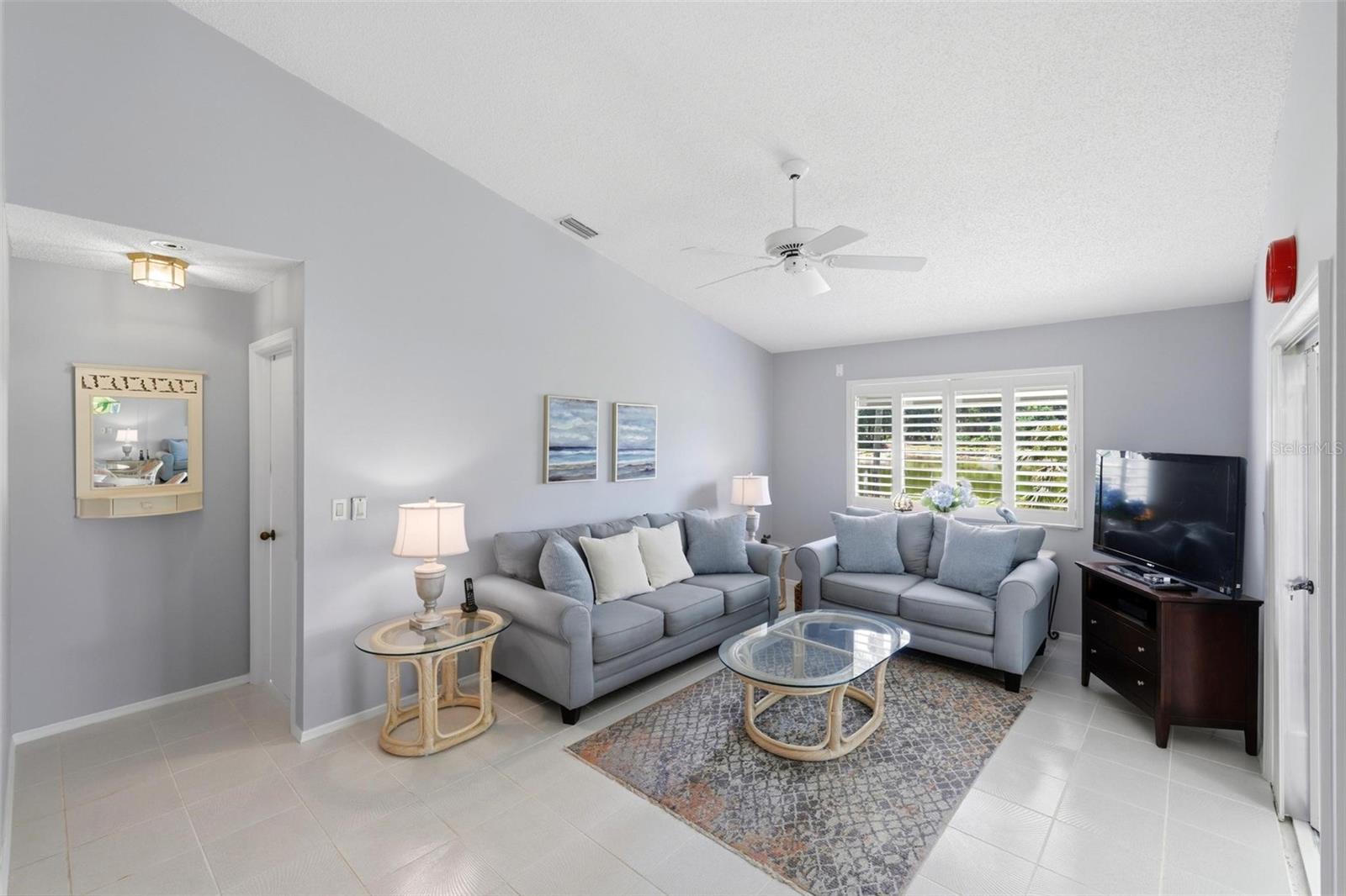 Image 12 of 61 For 3016 Sail Pointe Circle 4a