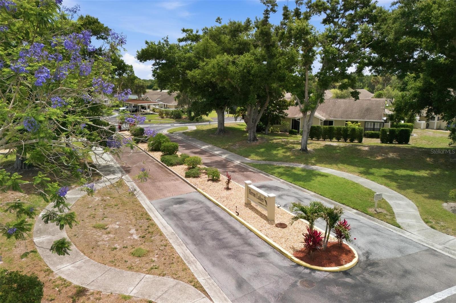 Image 4 of 61 For 3016 Sail Pointe Circle 4a