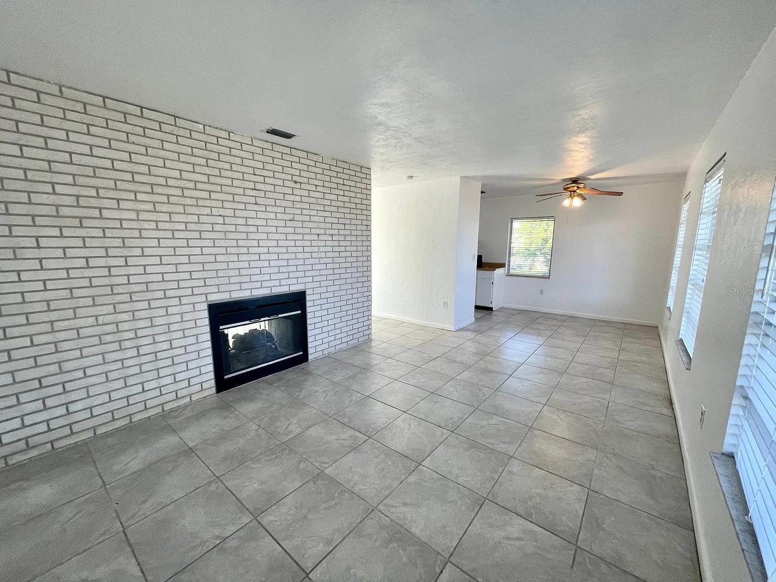 Image 7 of 20 For 22086 Beverly Avenue
