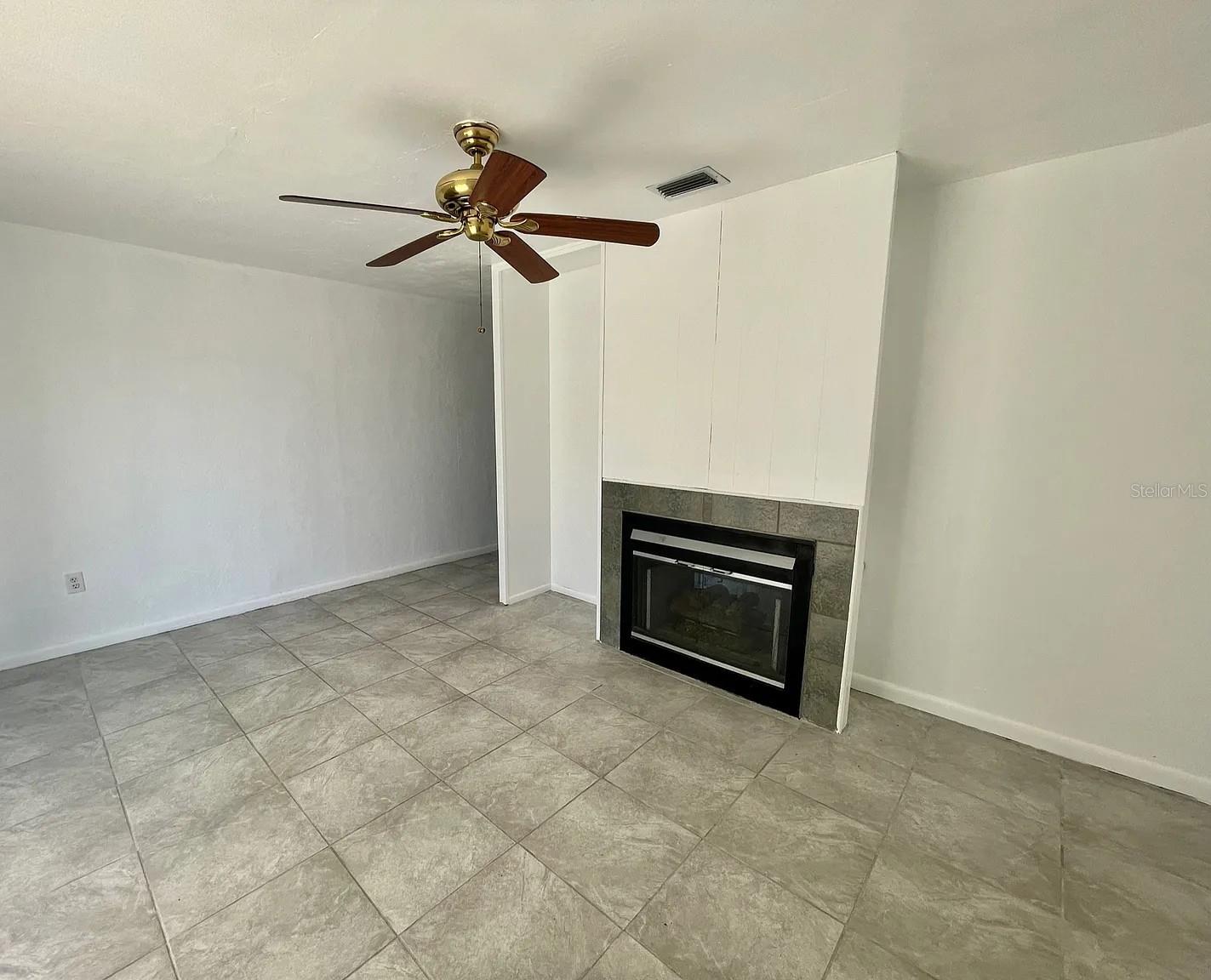 Image 9 of 20 For 22086 Beverly Avenue