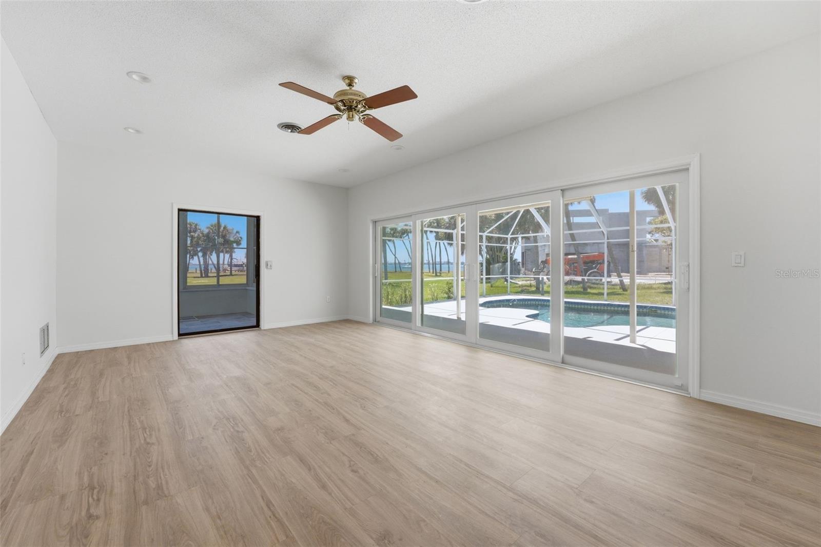 Image 11 of 52 For 316 Mango Street