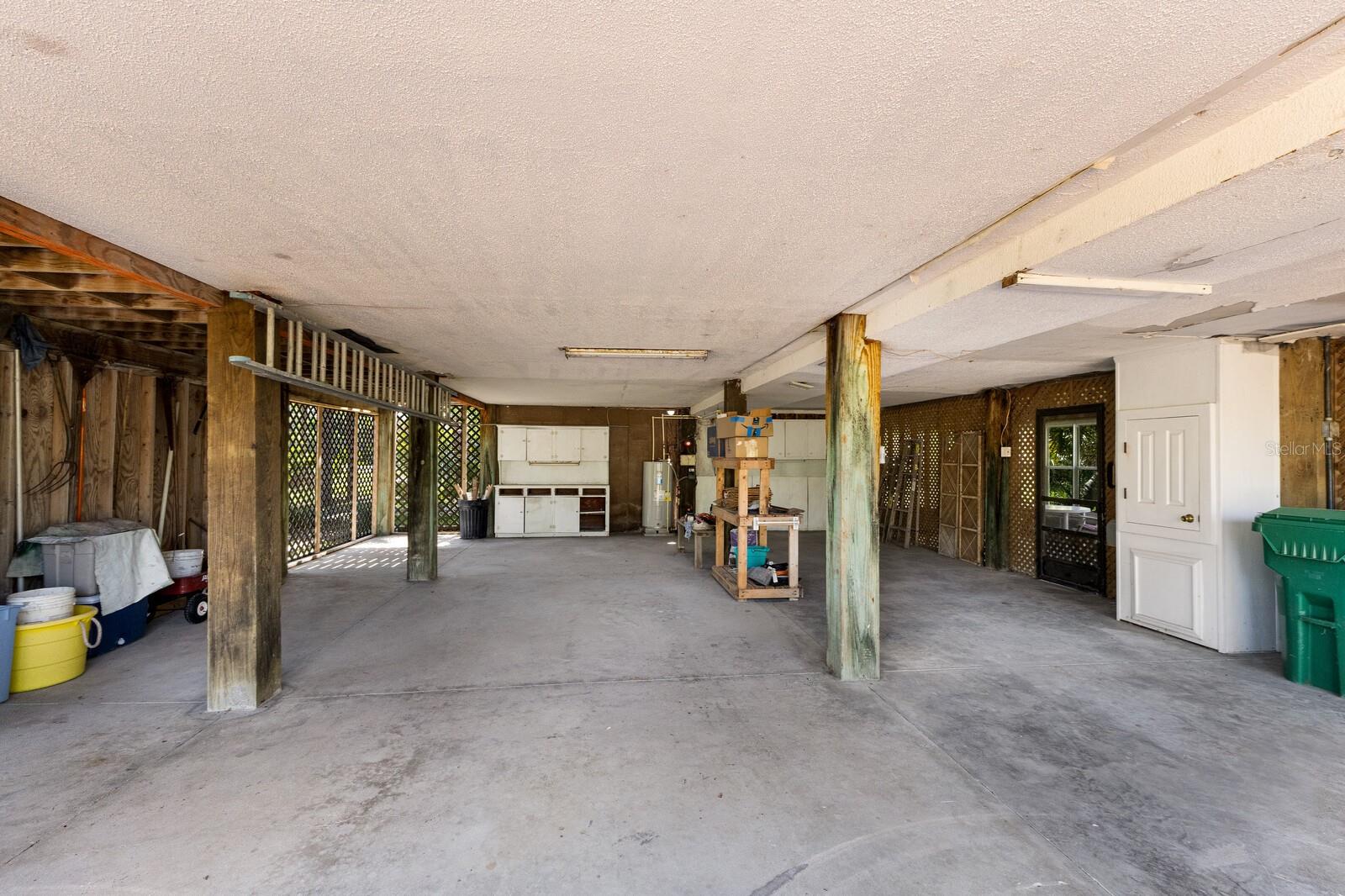 Image 4 of 18 For 362 Baily Street