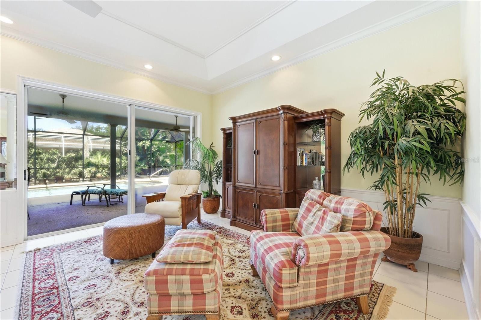 Image 12 of 84 For 84 Cayman Isles Boulevard
