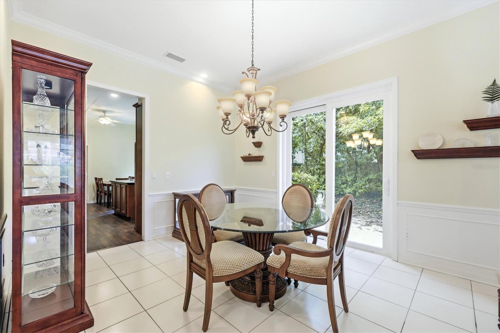 Image 15 of 84 For 84 Cayman Isles Boulevard