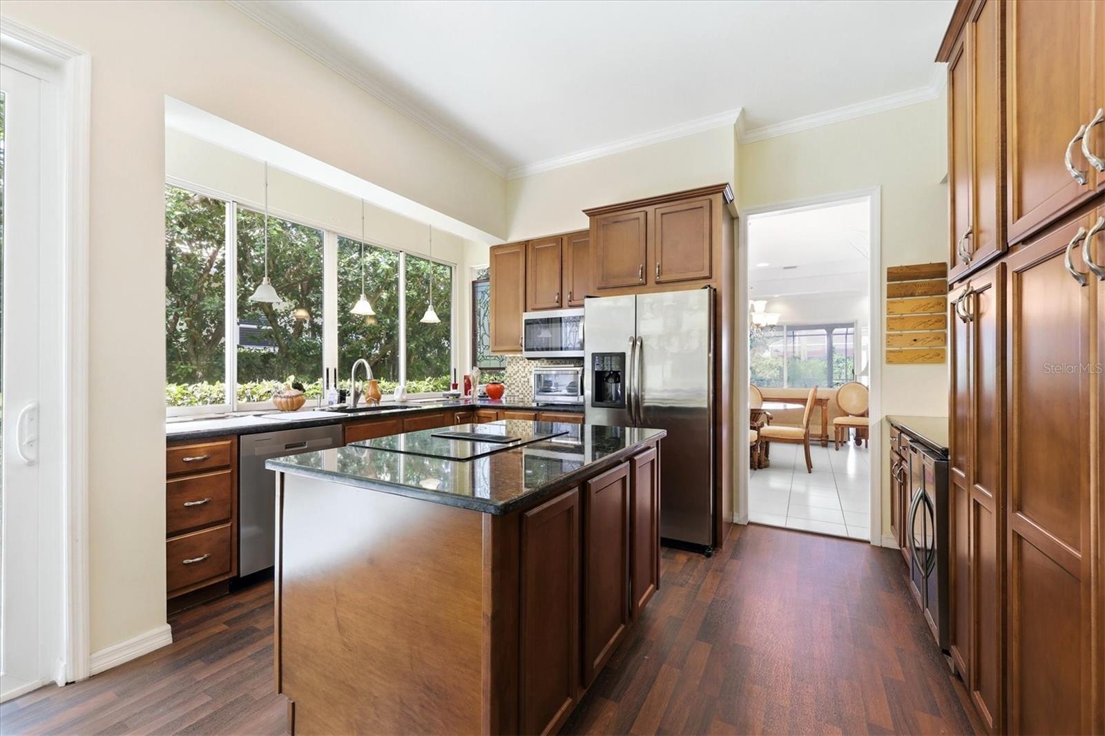 Image 18 of 84 For 84 Cayman Isles Boulevard