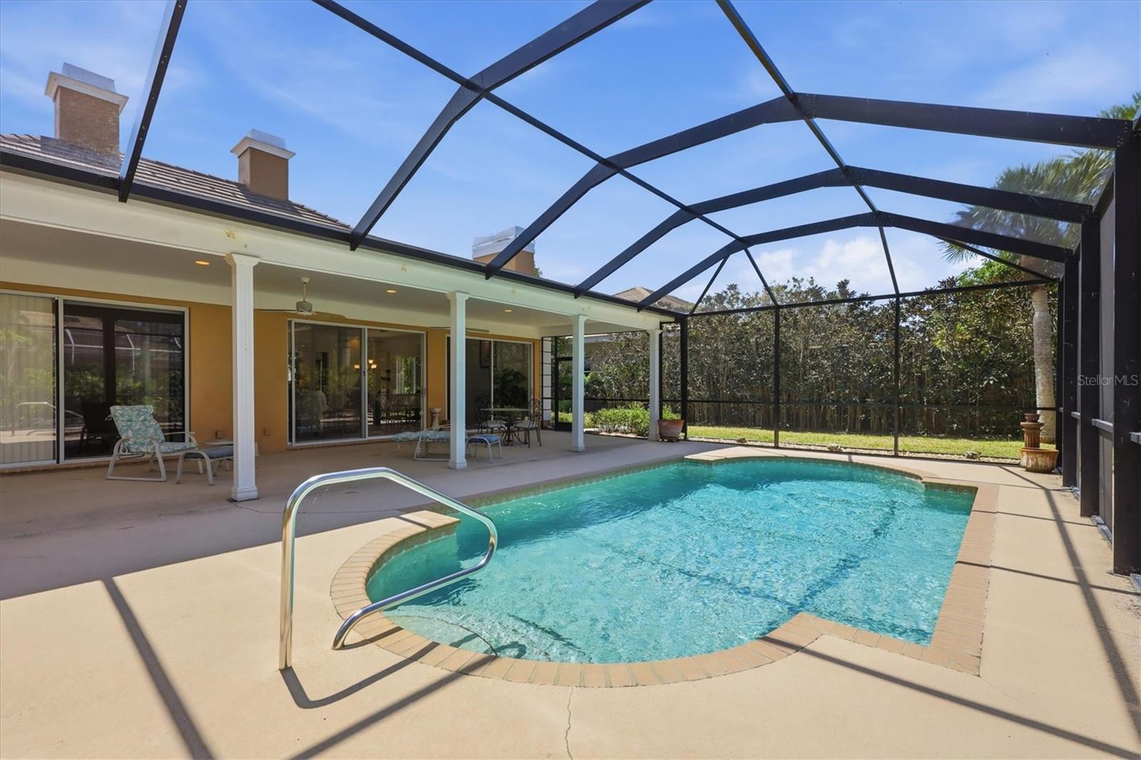 Image 37 of 84 For 84 Cayman Isles Boulevard