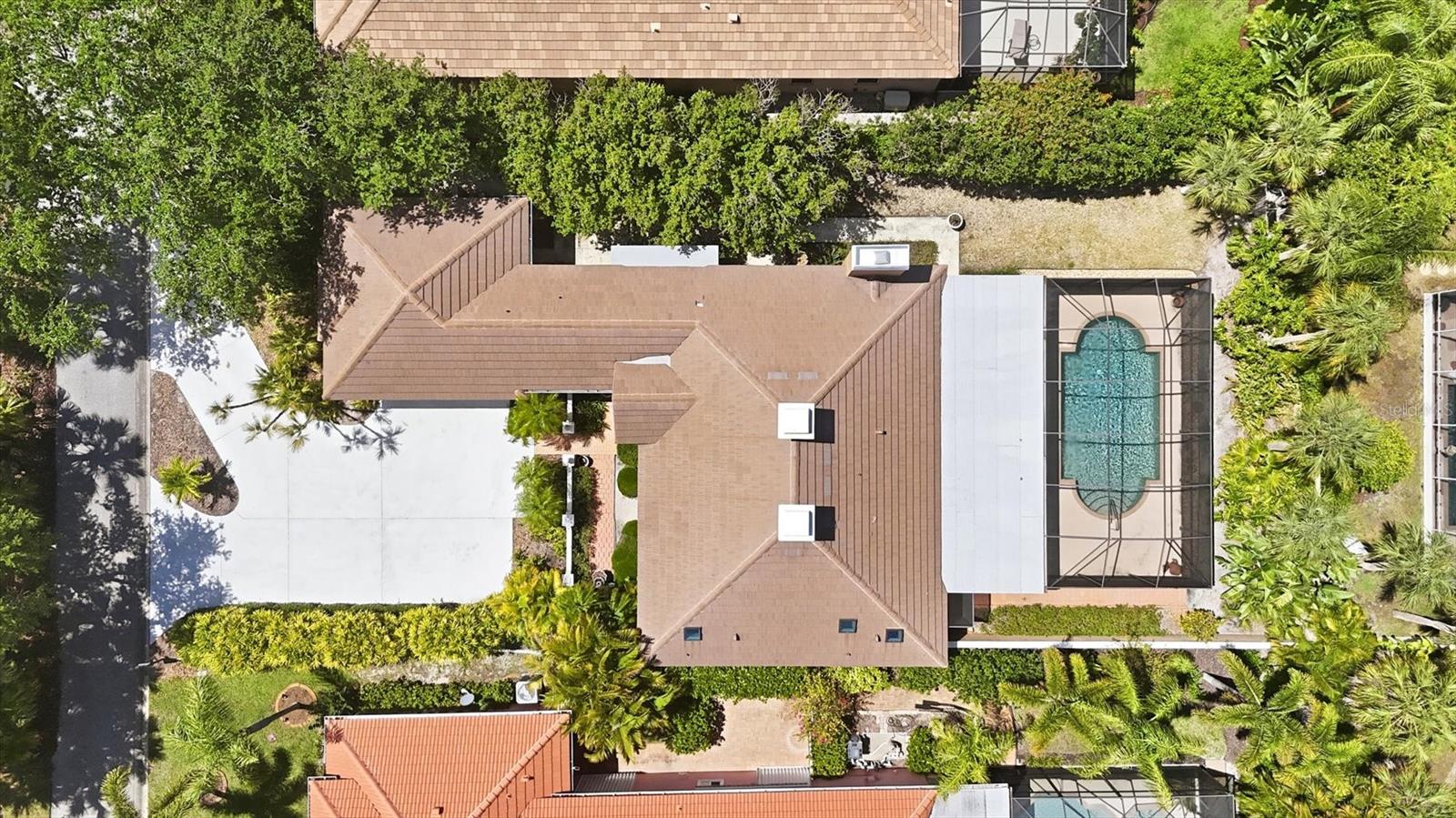 Image 46 of 84 For 84 Cayman Isles Boulevard