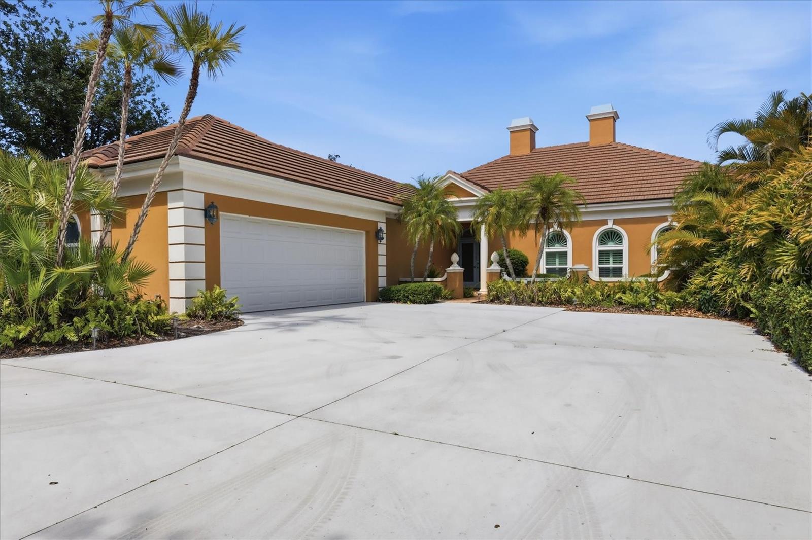 Image 5 of 84 For 84 Cayman Isles Boulevard