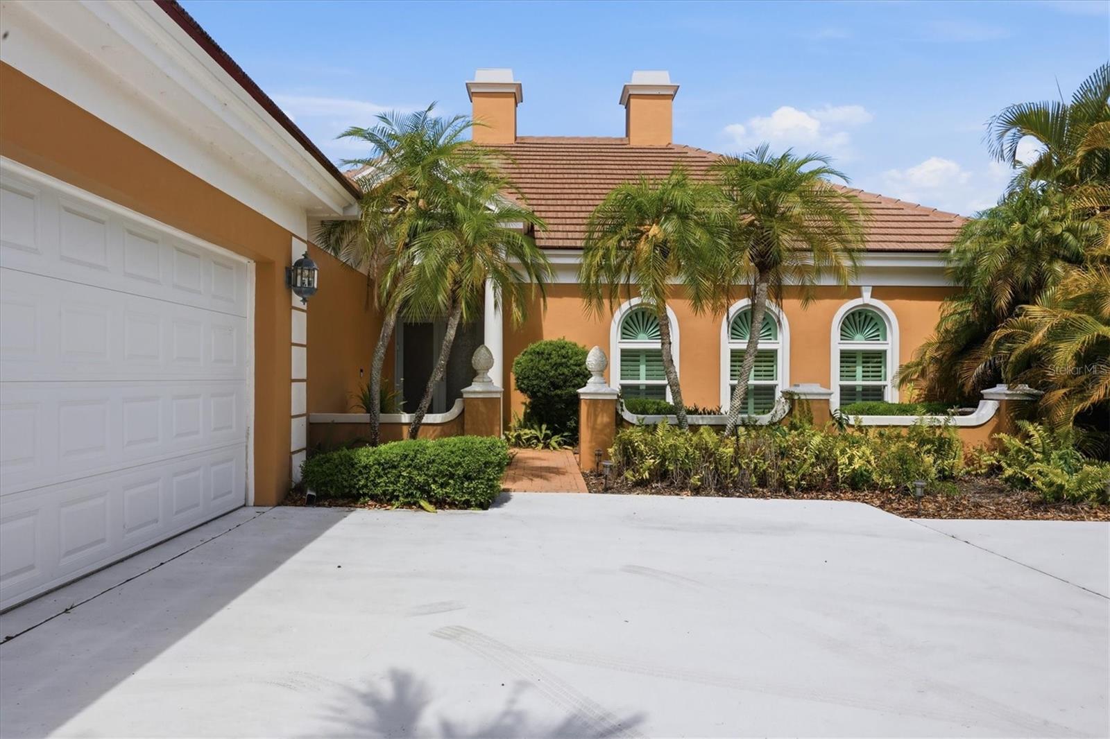Image 6 of 84 For 84 Cayman Isles Boulevard