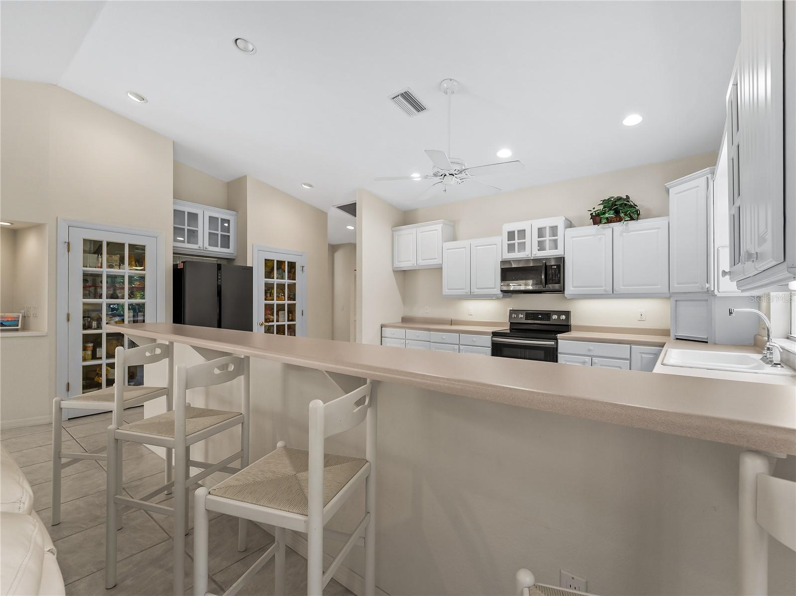 Image 42 of 70 For 13505 Wild Citrus Road