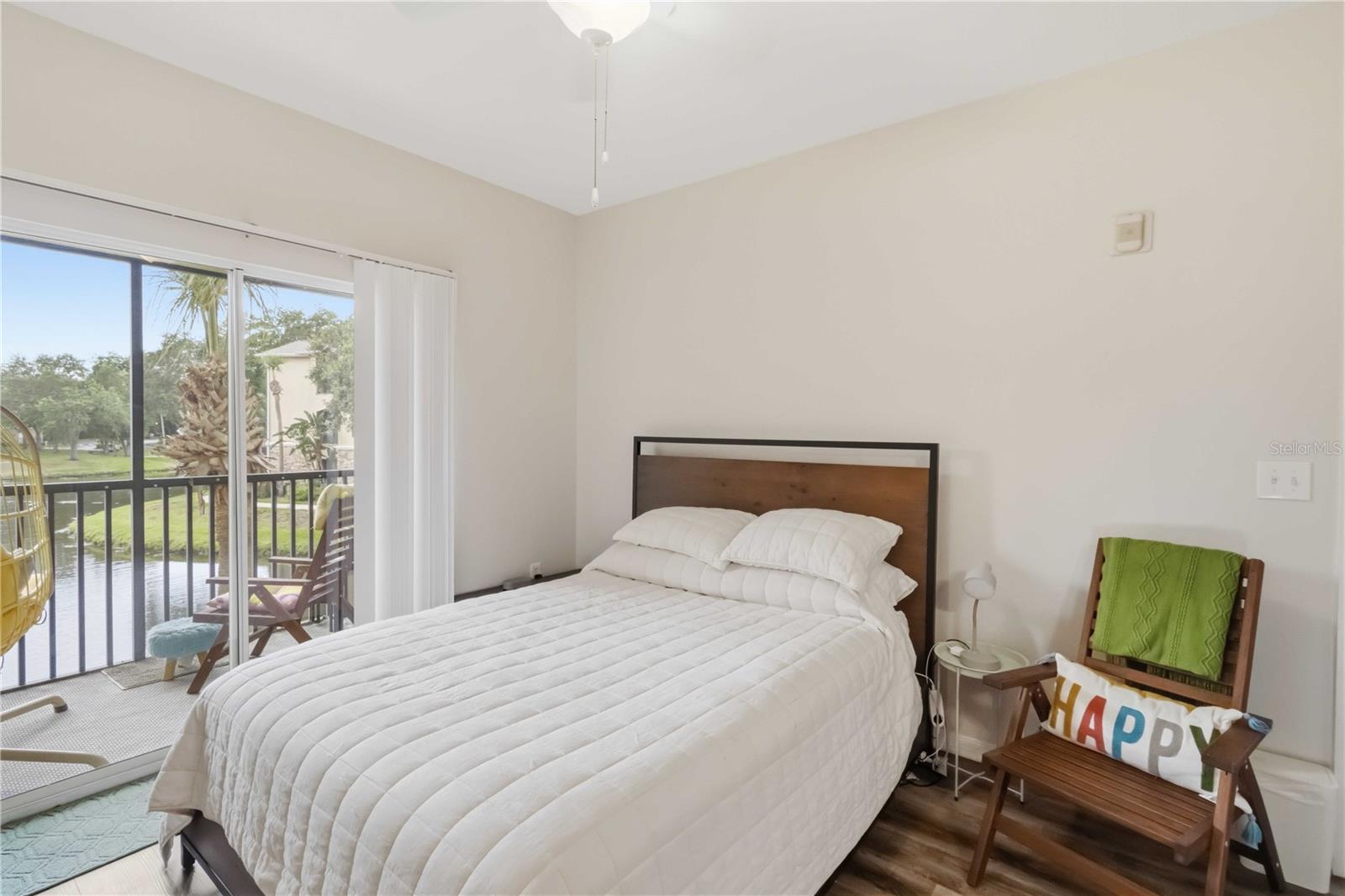 Image 11 of 37 For 10201 Courtney Palms Boulevard 204