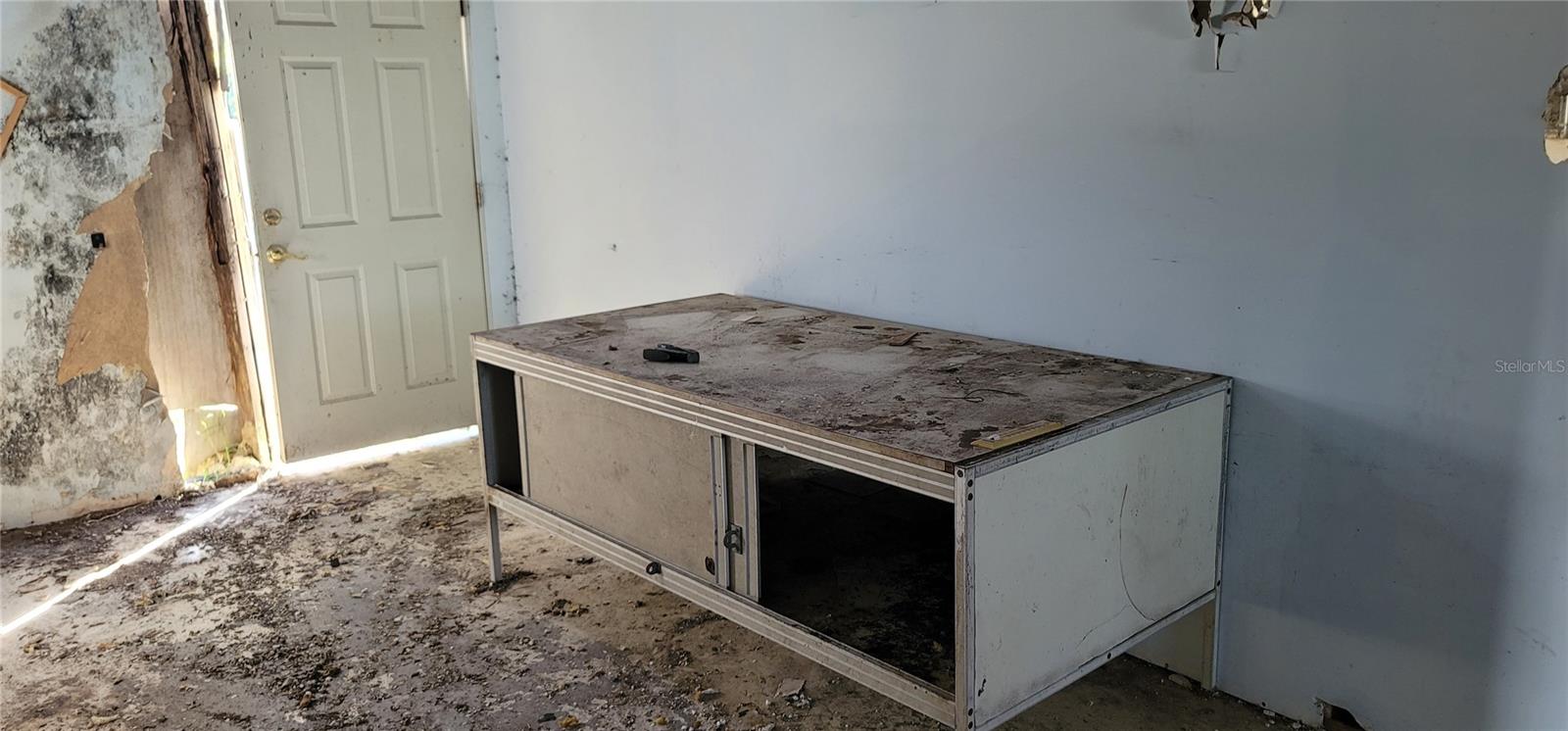 Image 15 of 21 For 6012 Lorraine Road