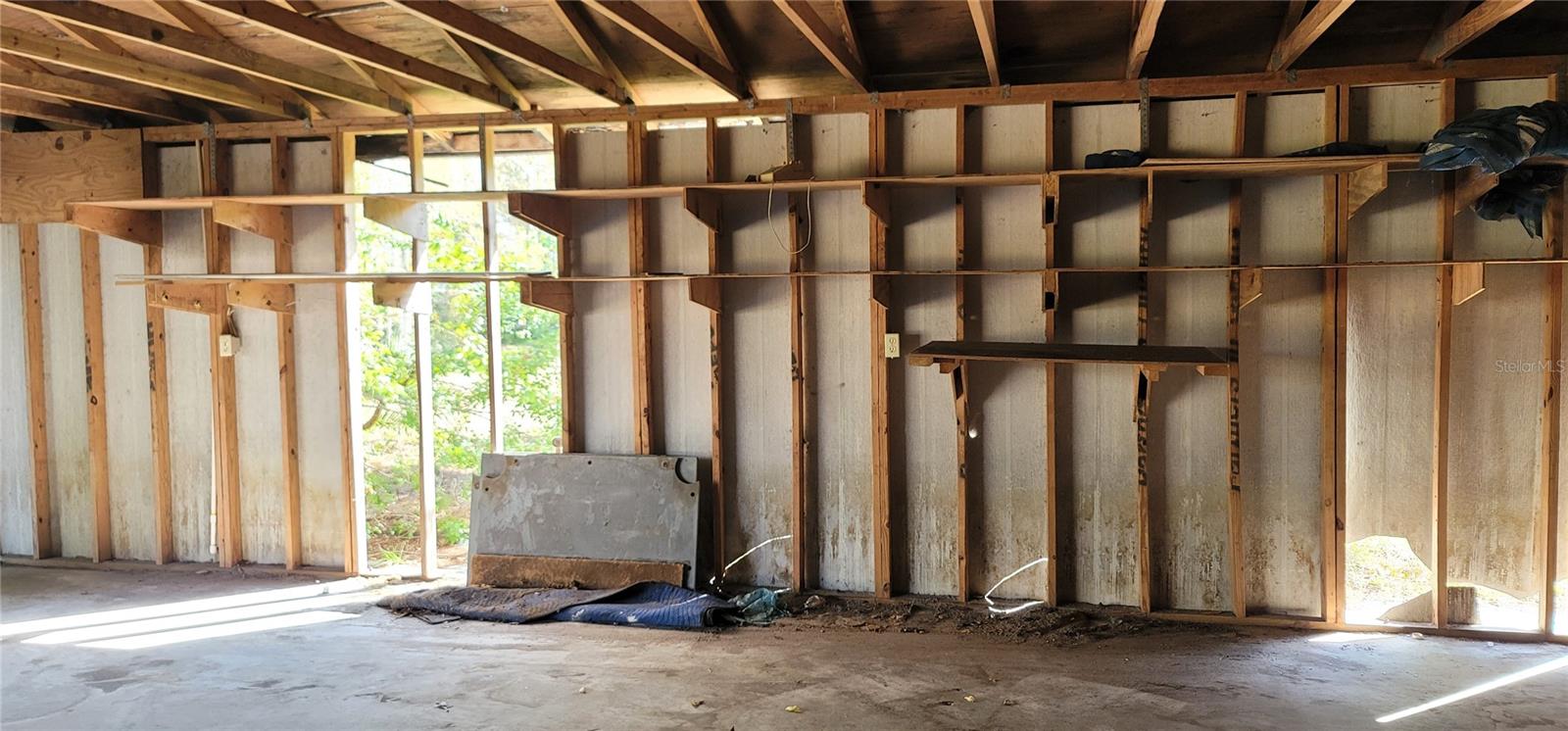 Image 18 of 21 For 6012 Lorraine Road