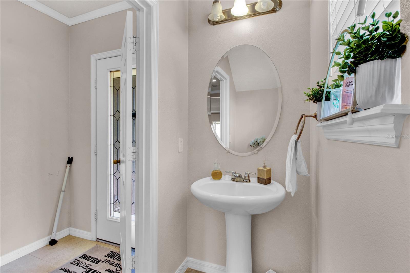 Image 16 of 26 For 2720 Monticello Way