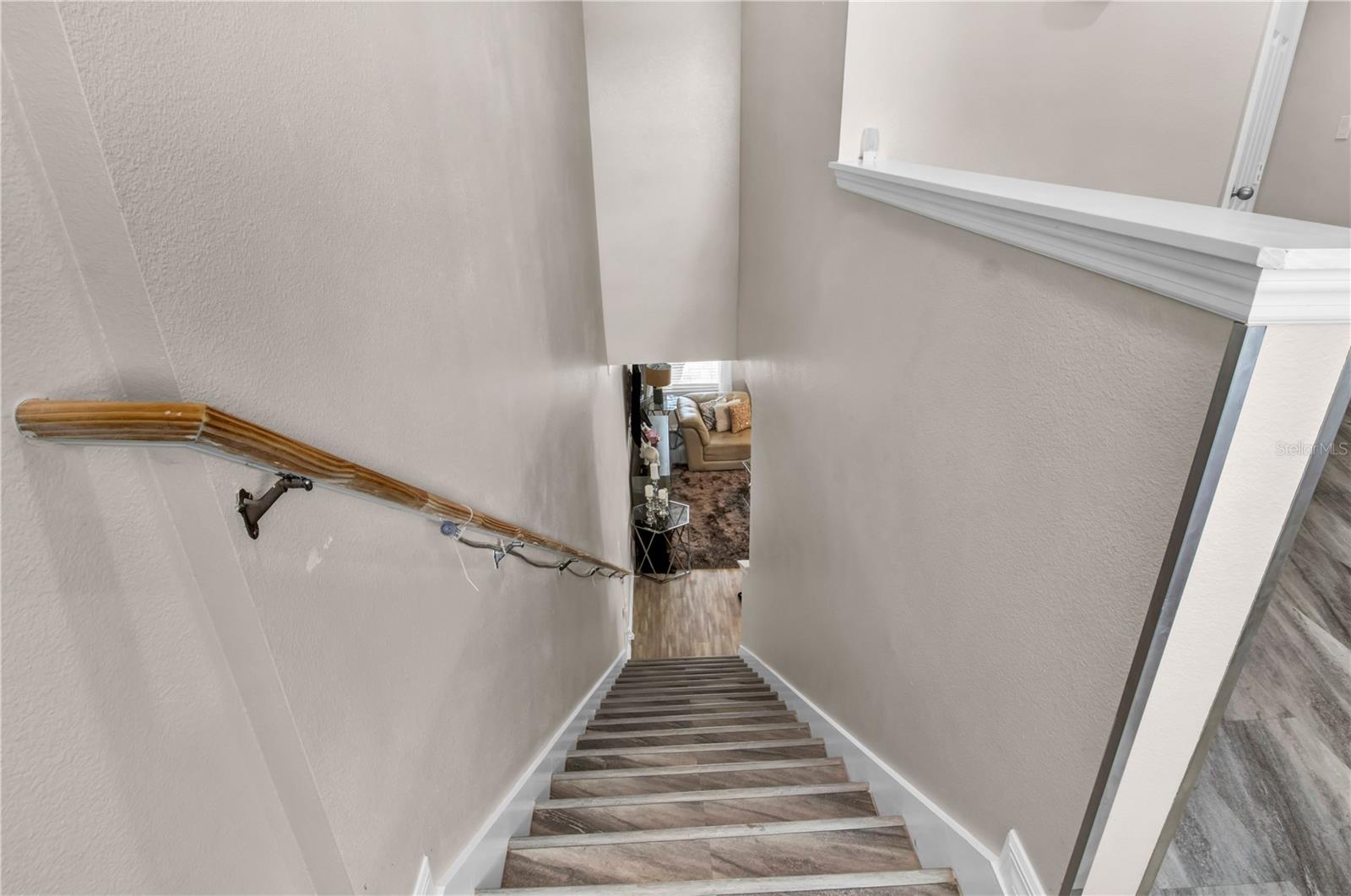 Image 17 of 26 For 2720 Monticello Way