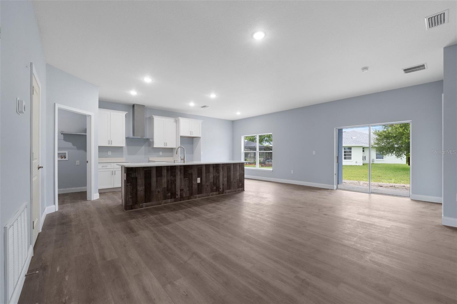 Image 10 of 24 For 5623 Angelo Circle