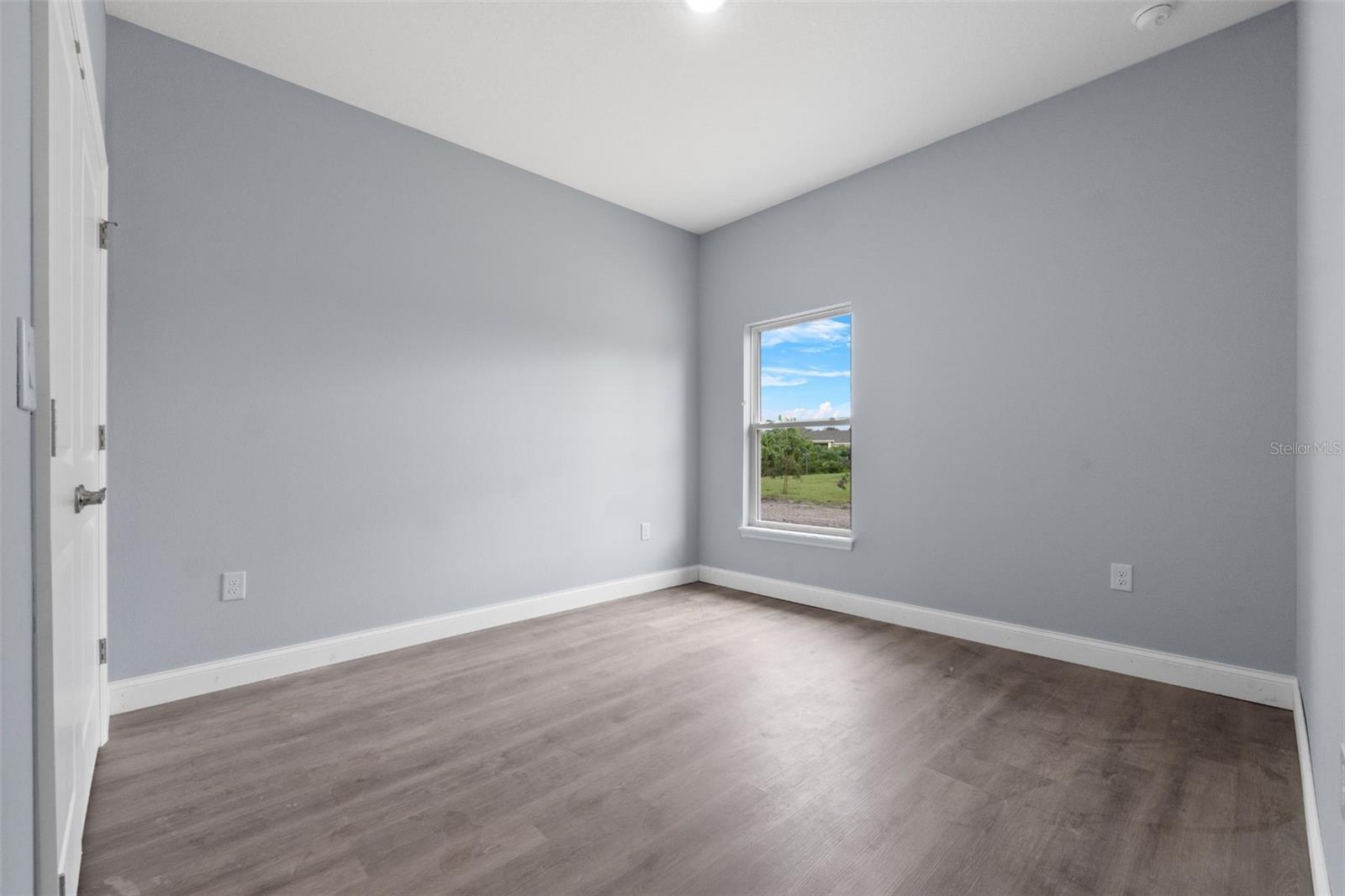 Image 6 of 24 For 5623 Angelo Circle